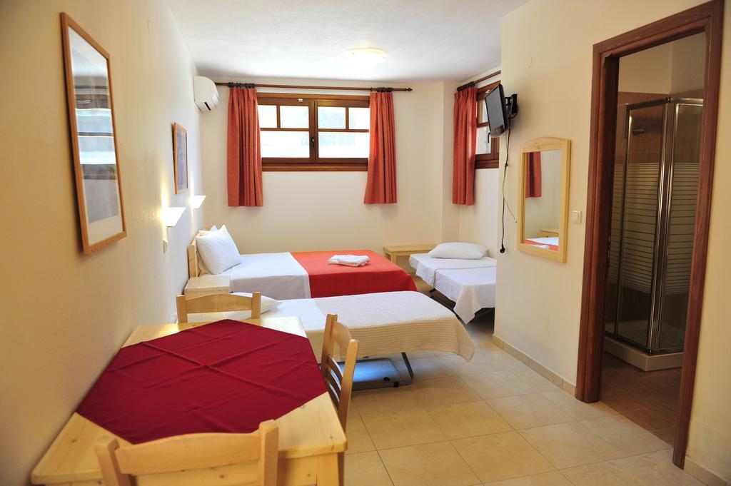 Pansion Evi Apartment Amolianí Bilik gambar
